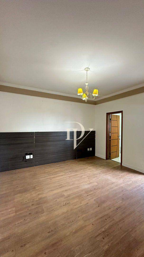 Sobrado à venda com 4 quartos, 292m² - Foto 15