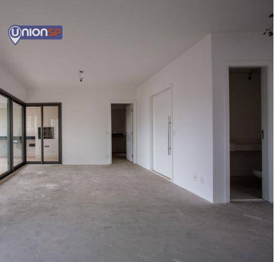 Apartamento à venda com 3 quartos, 185m² - Foto 1