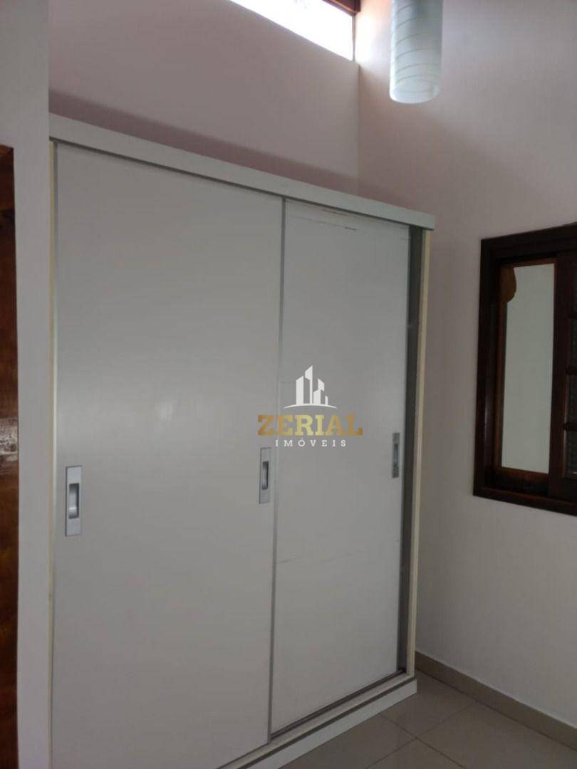 Sobrado à venda e aluguel com 5 quartos, 200m² - Foto 9