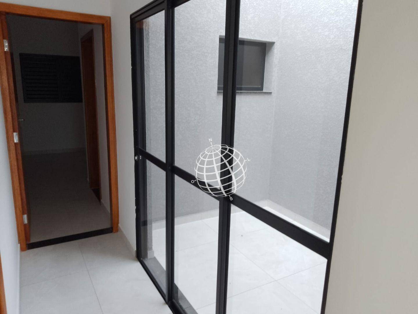 Casa à venda com 2 quartos, 67m² - Foto 12