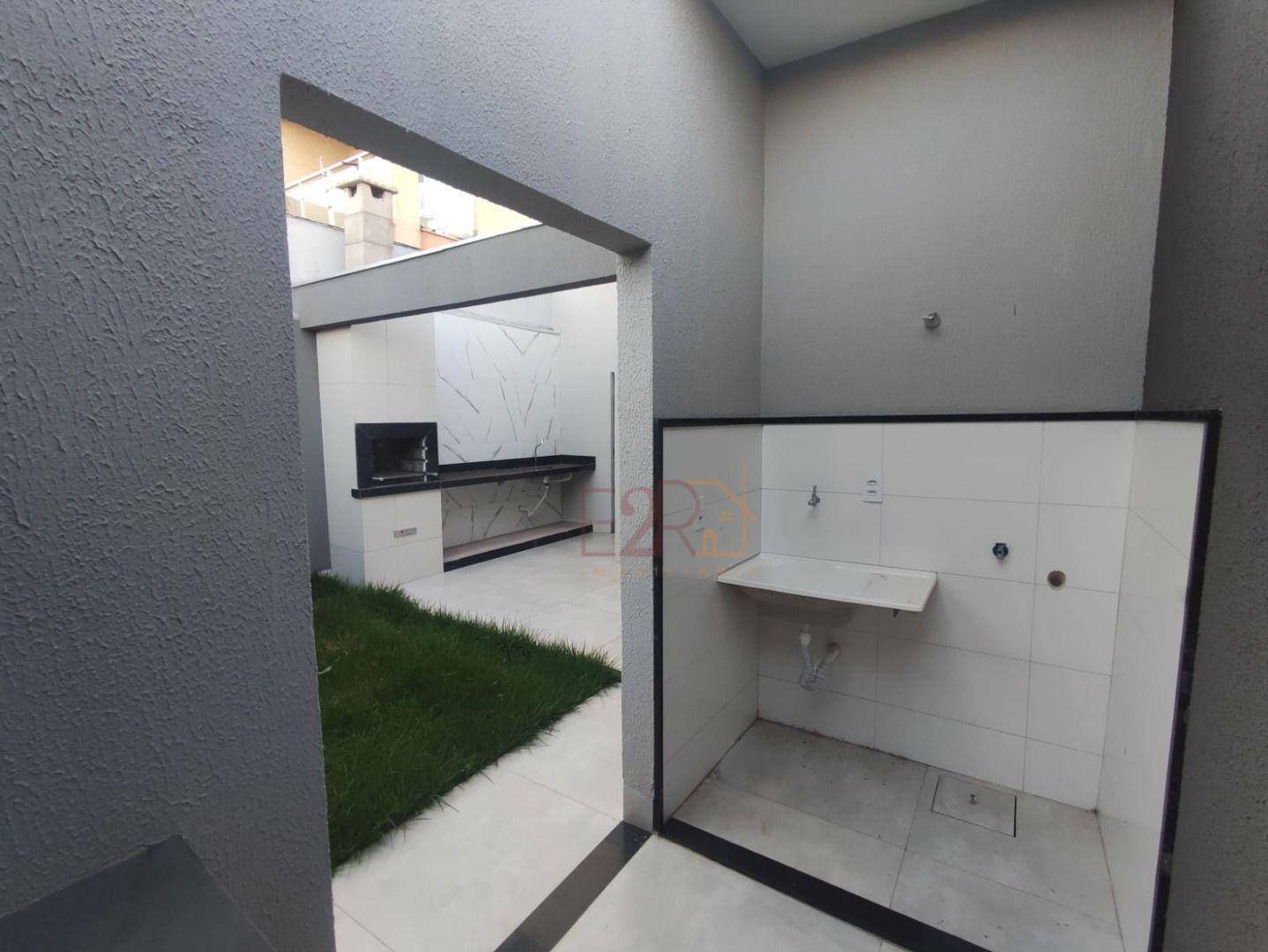 Casa à venda com 3 quartos, 90m² - Foto 10