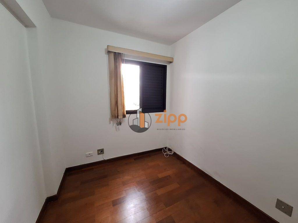 Apartamento para alugar com 3 quartos, 90m² - Foto 18