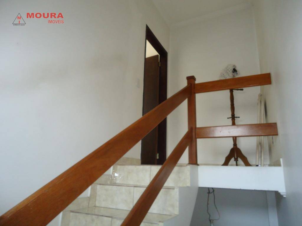 Sobrado à venda com 3 quartos, 190m² - Foto 14