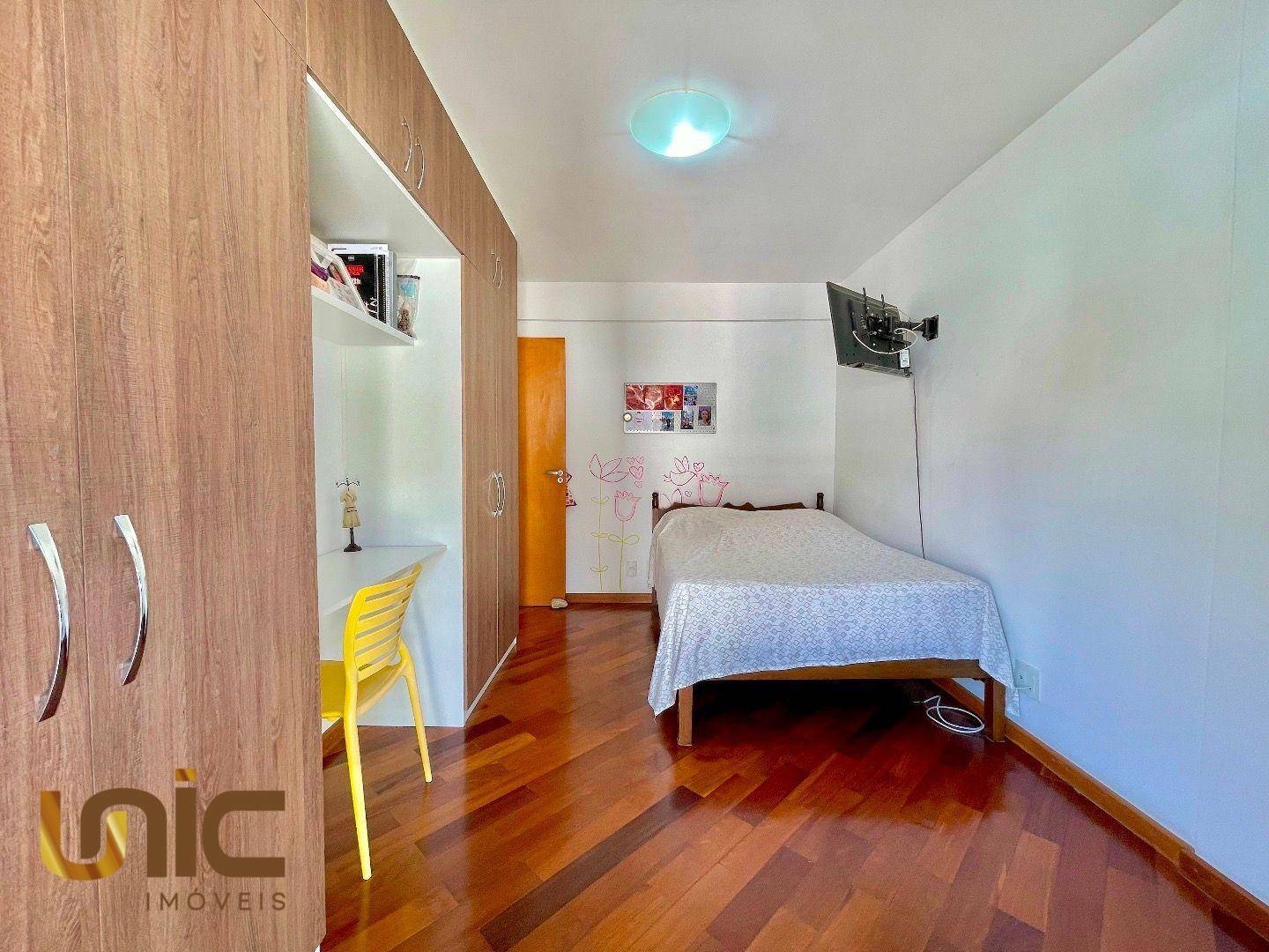 Casa de Condomínio à venda com 4 quartos, 258m² - Foto 22