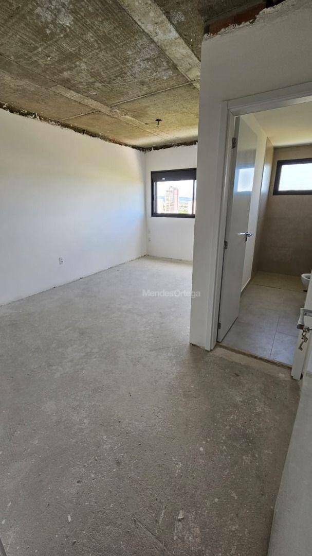 Apartamento à venda com 3 quartos, 131m² - Foto 23