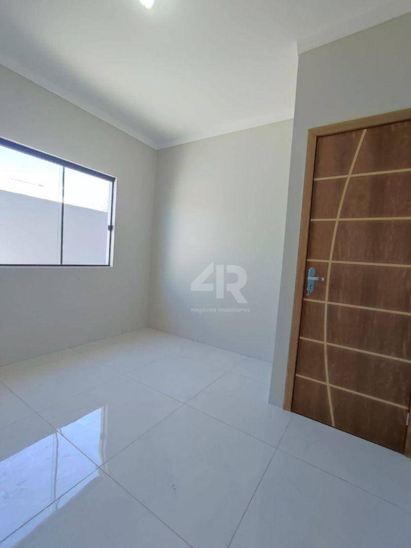 Casa à venda com 2 quartos, 60m² - Foto 6