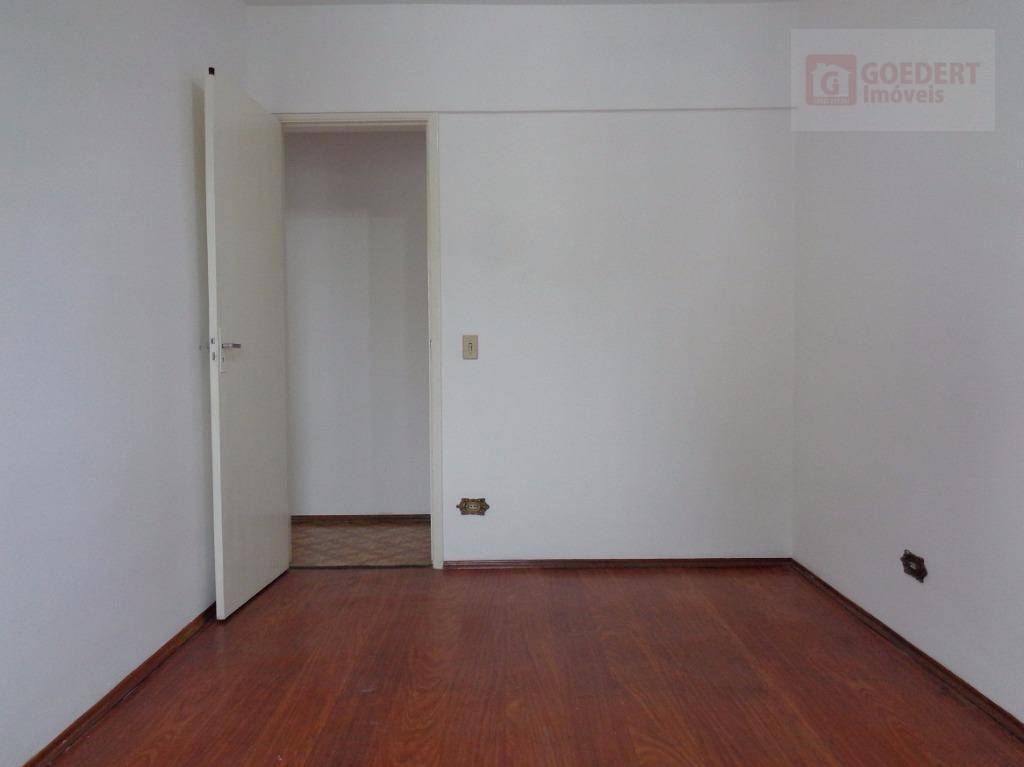 Apartamento à venda com 2 quartos, 68m² - Foto 16