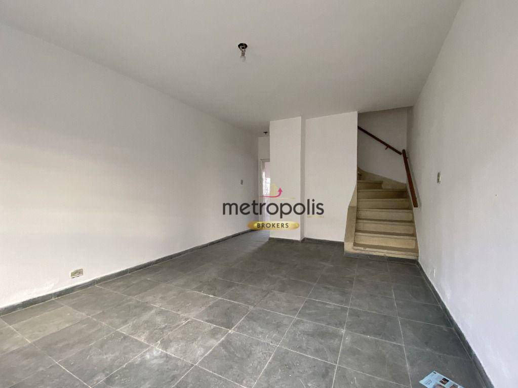 Sobrado à venda com 2 quartos, 105m² - Foto 1