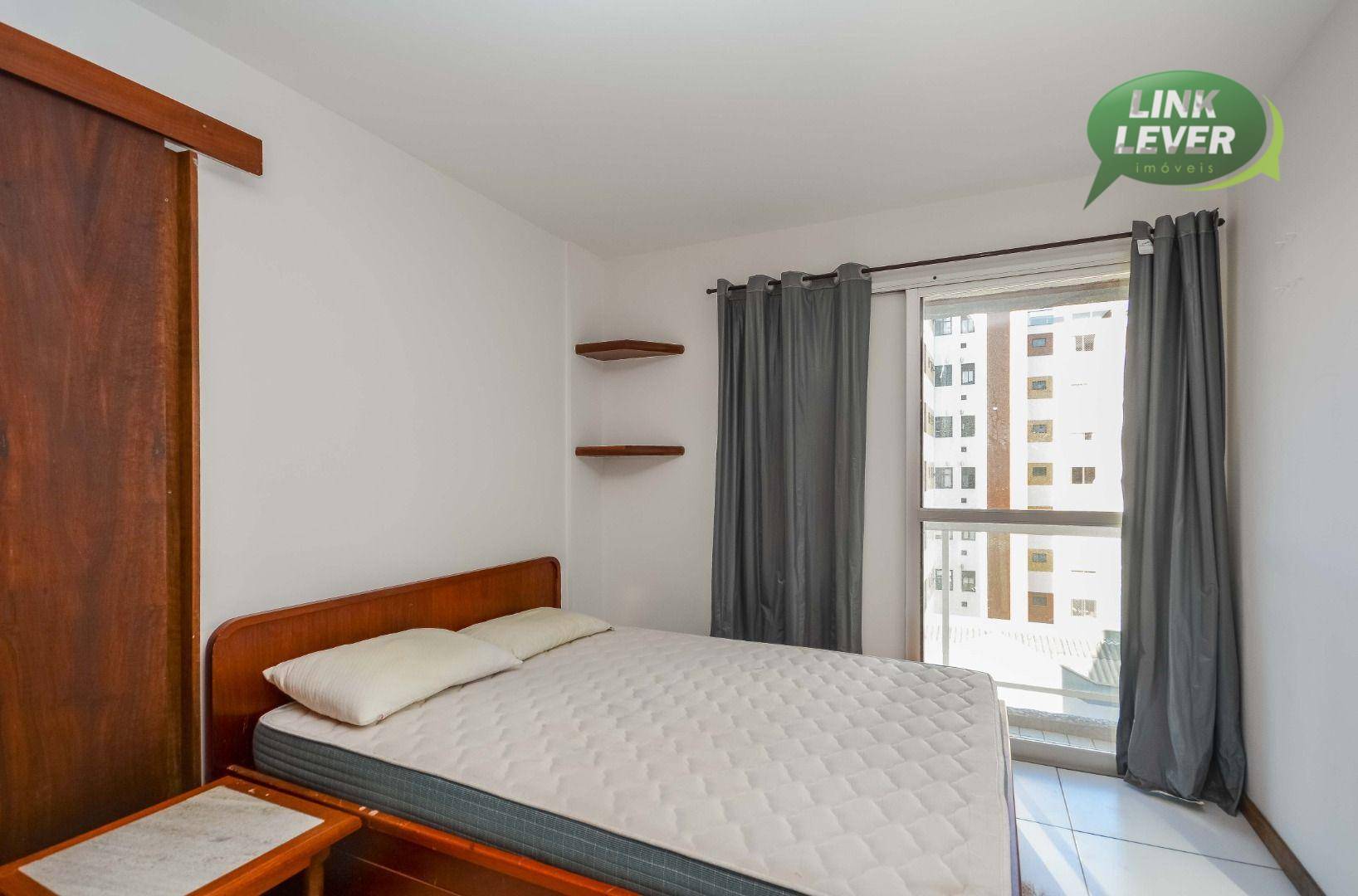 Apartamento à venda com 2 quartos, 66m² - Foto 21