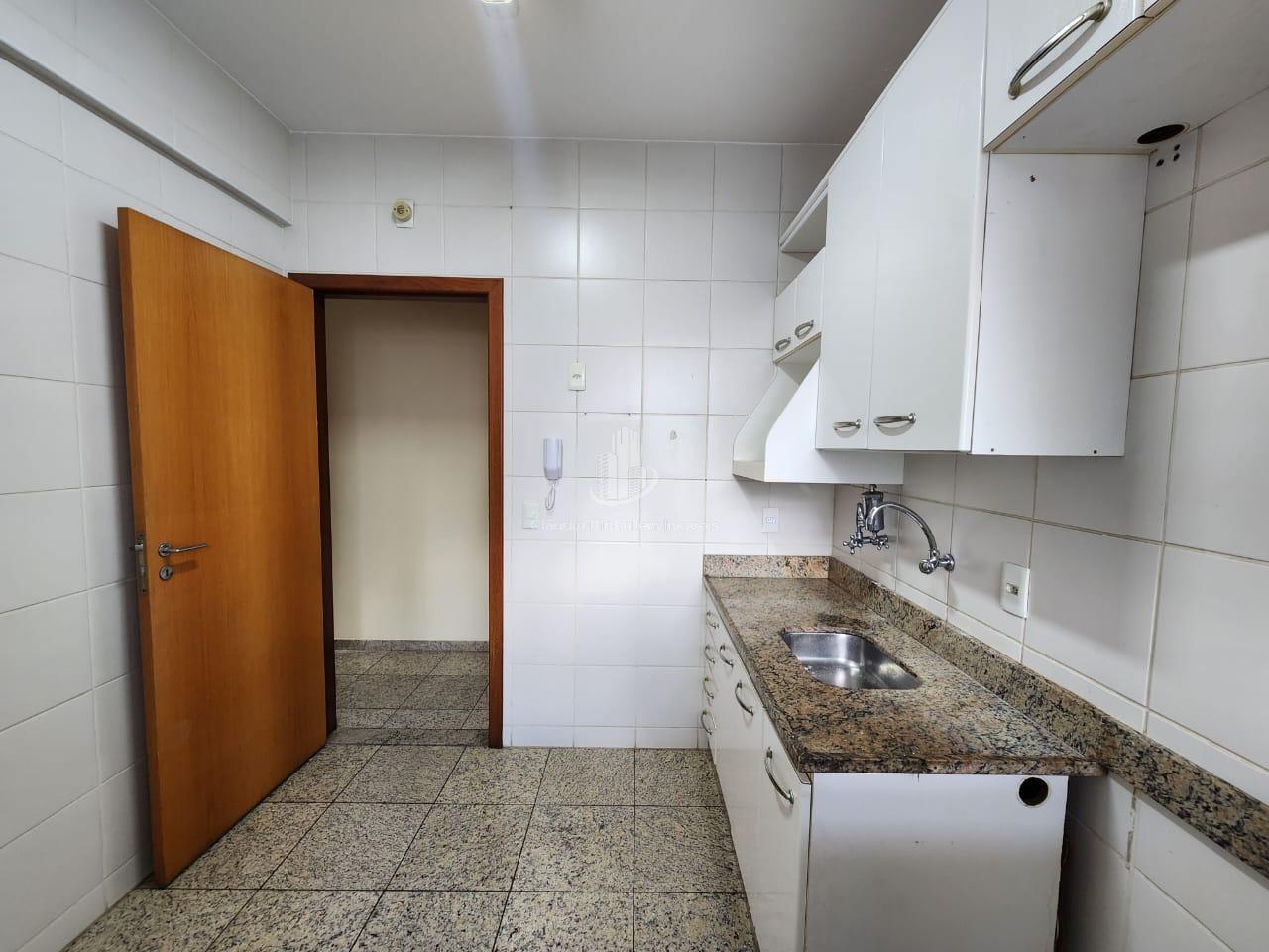 Apartamento à venda com 2 quartos, 71m² - Foto 25