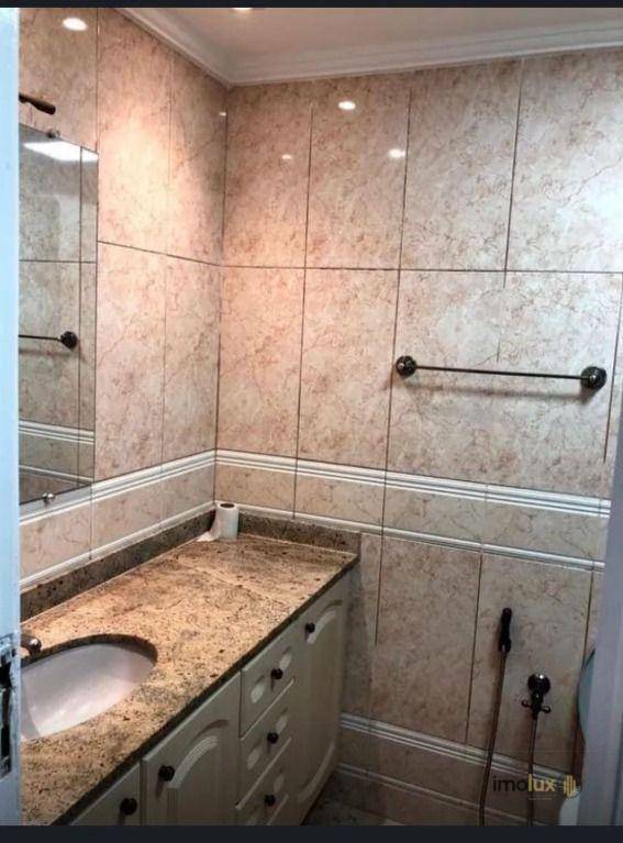 Apartamento para alugar com 3 quartos, 1m² - Foto 2