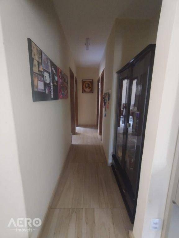 Casa à venda com 3 quartos, 140m² - Foto 17