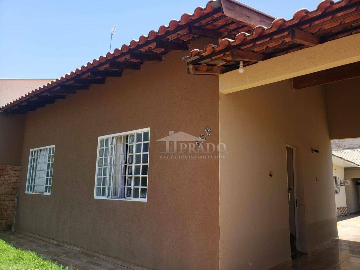 Casa à venda com 3 quartos, 138m² - Foto 2