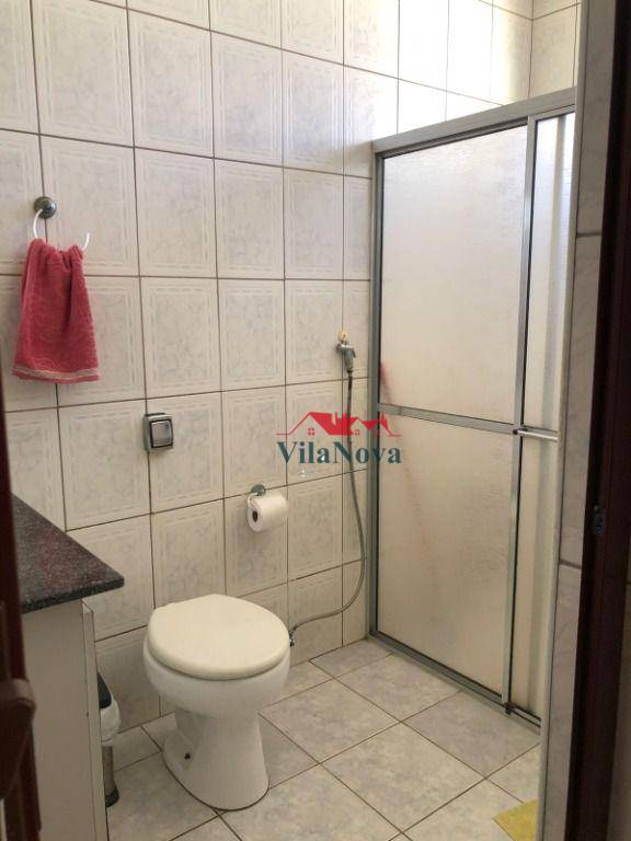 Casa à venda com 3 quartos, 185m² - Foto 12