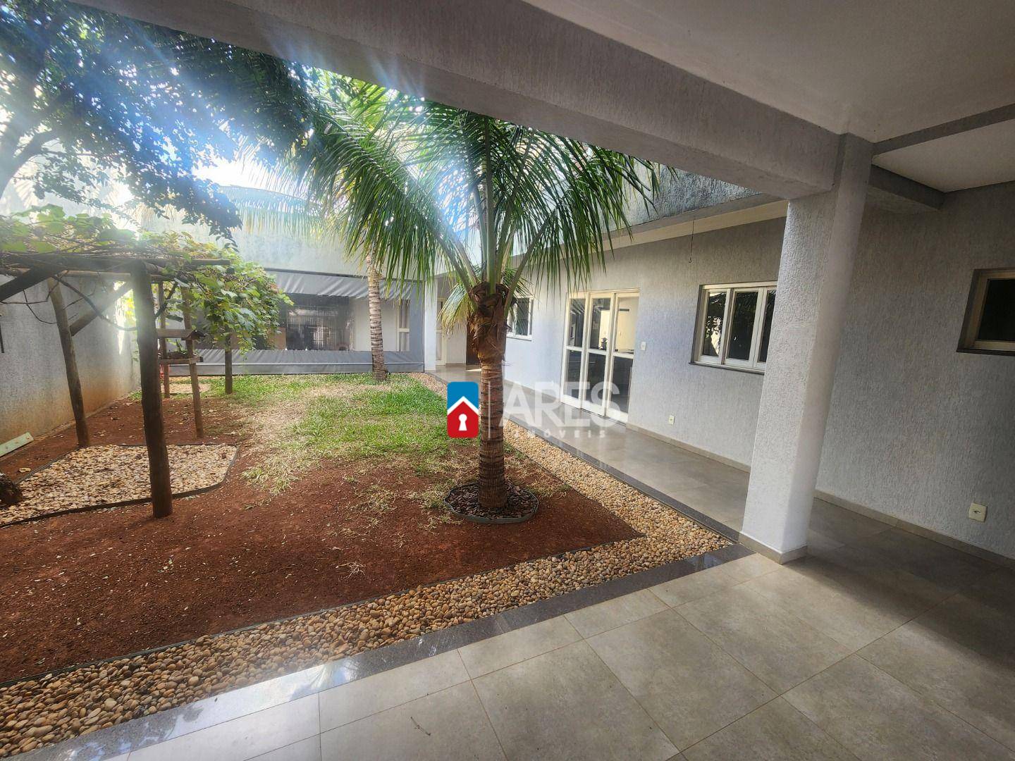 Casa, 3 quartos, 290 m² - Foto 3