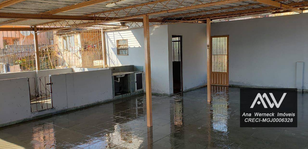 Casa à venda com 3 quartos, 300m² - Foto 17