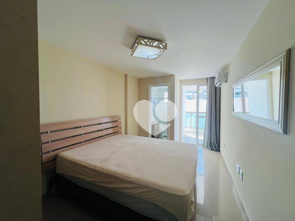 Apartamento para alugar com 1 quarto, 59m² - Foto 9