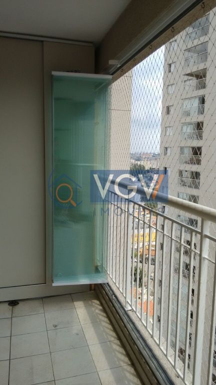 Apartamento à venda com 2 quartos, 68m² - Foto 2