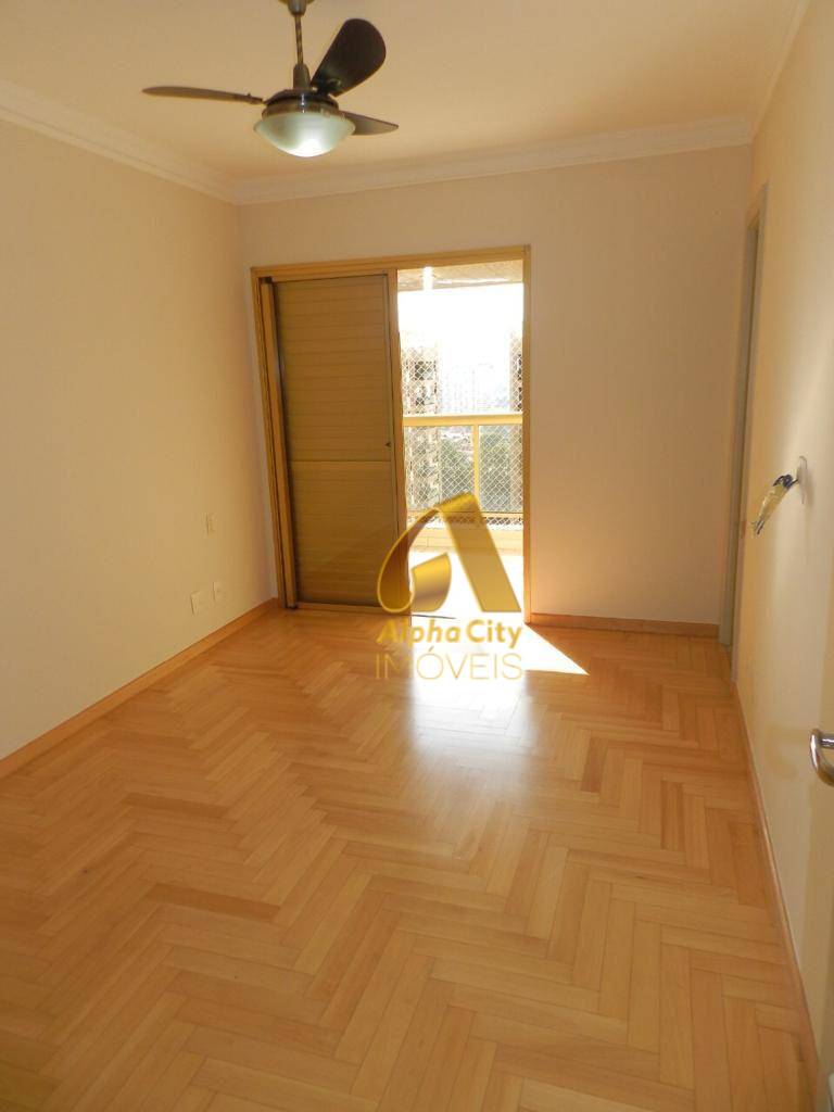 Apartamento à venda com 3 quartos, 108m² - Foto 11