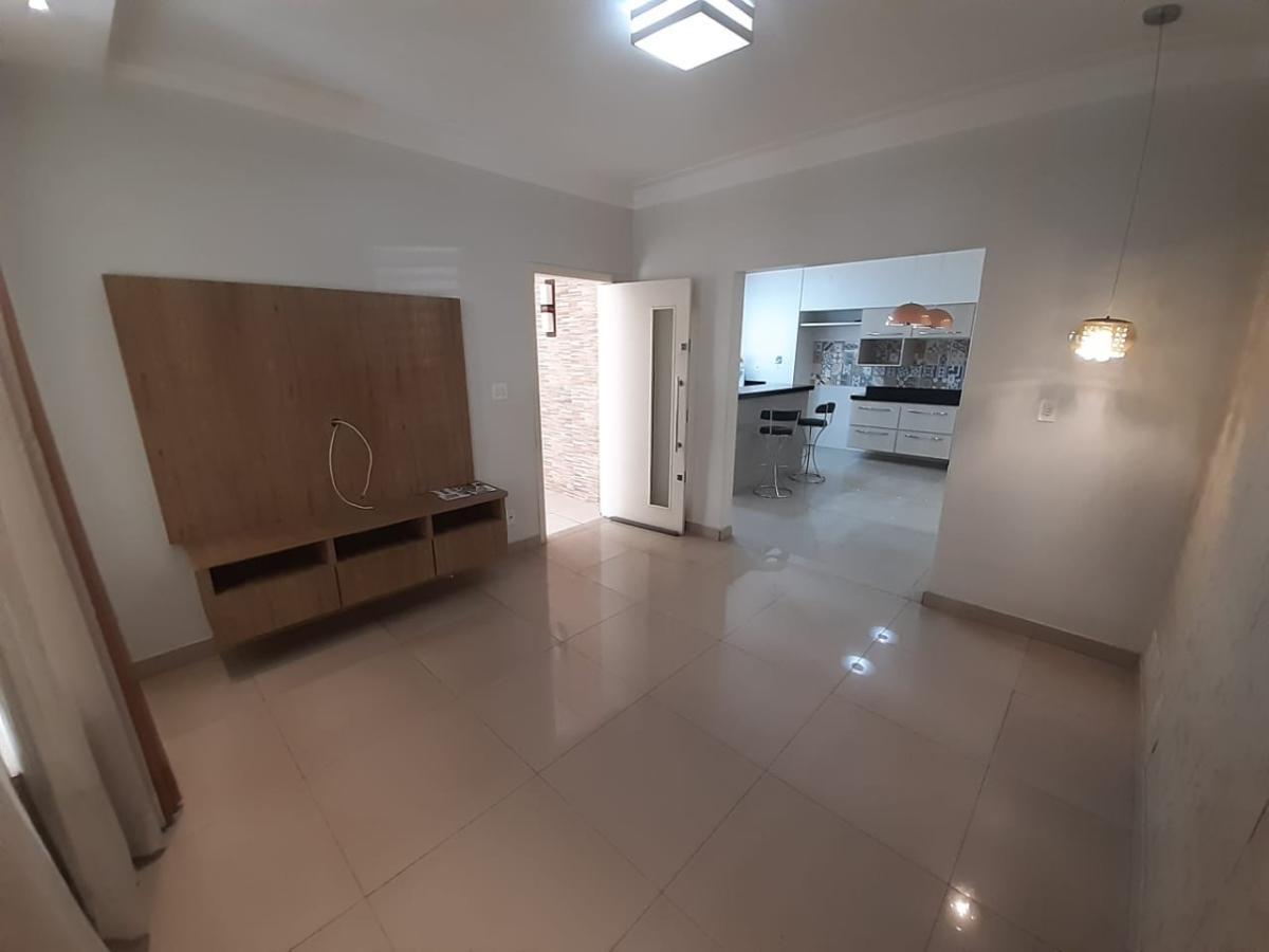 Casa à venda com 3 quartos, 336m² - Foto 7