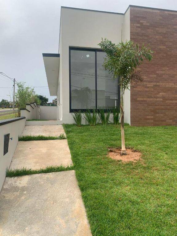 Casa de Condomínio à venda com 3 quartos, 167m² - Foto 4