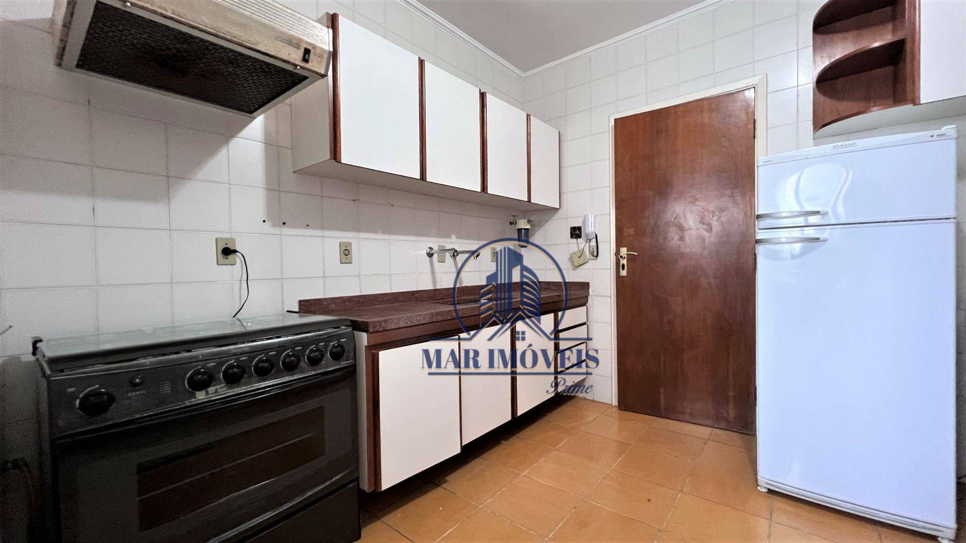 Apartamento para alugar com 3 quartos, 125m² - Foto 13