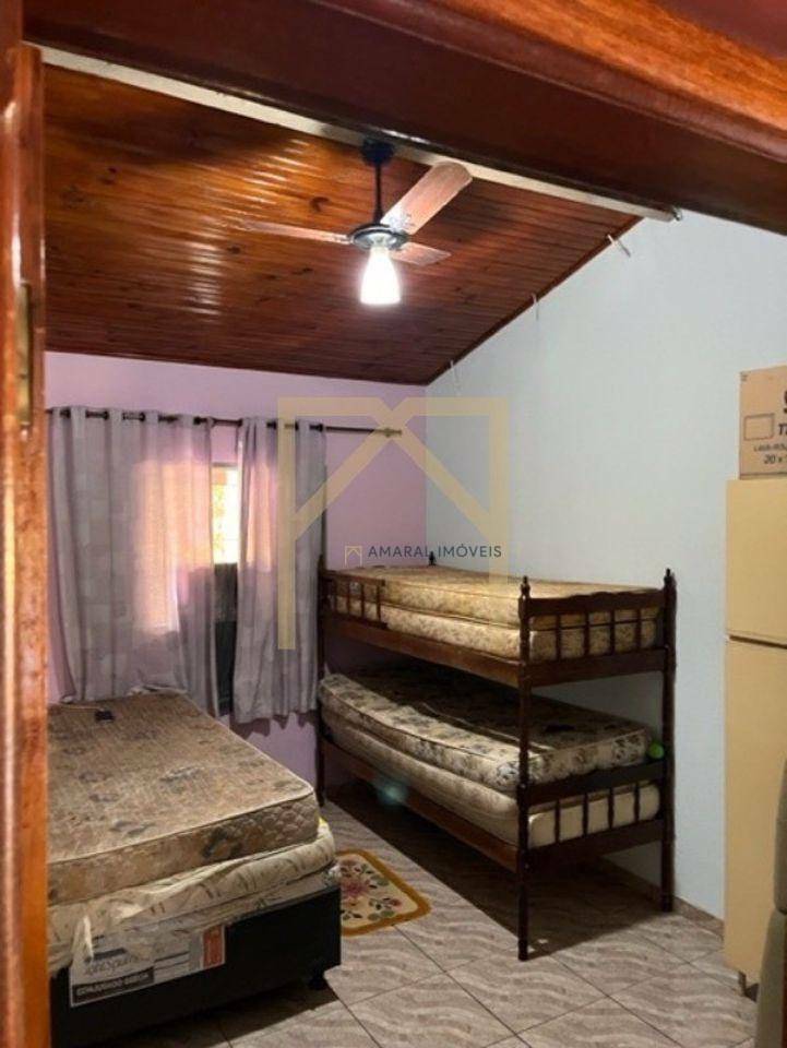 Chácara à venda com 4 quartos, 150m² - Foto 10