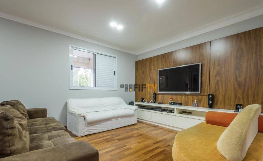 Apartamento à venda com 3 quartos, 154m² - Foto 3