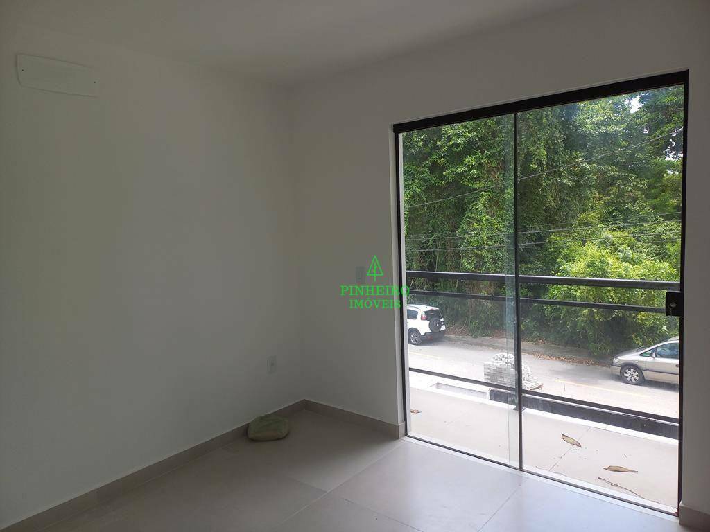 Casa à venda com 3 quartos, 202m² - Foto 10