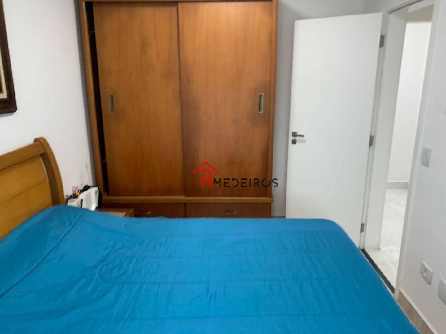 Apartamento à venda com 3 quartos, 138m² - Foto 4