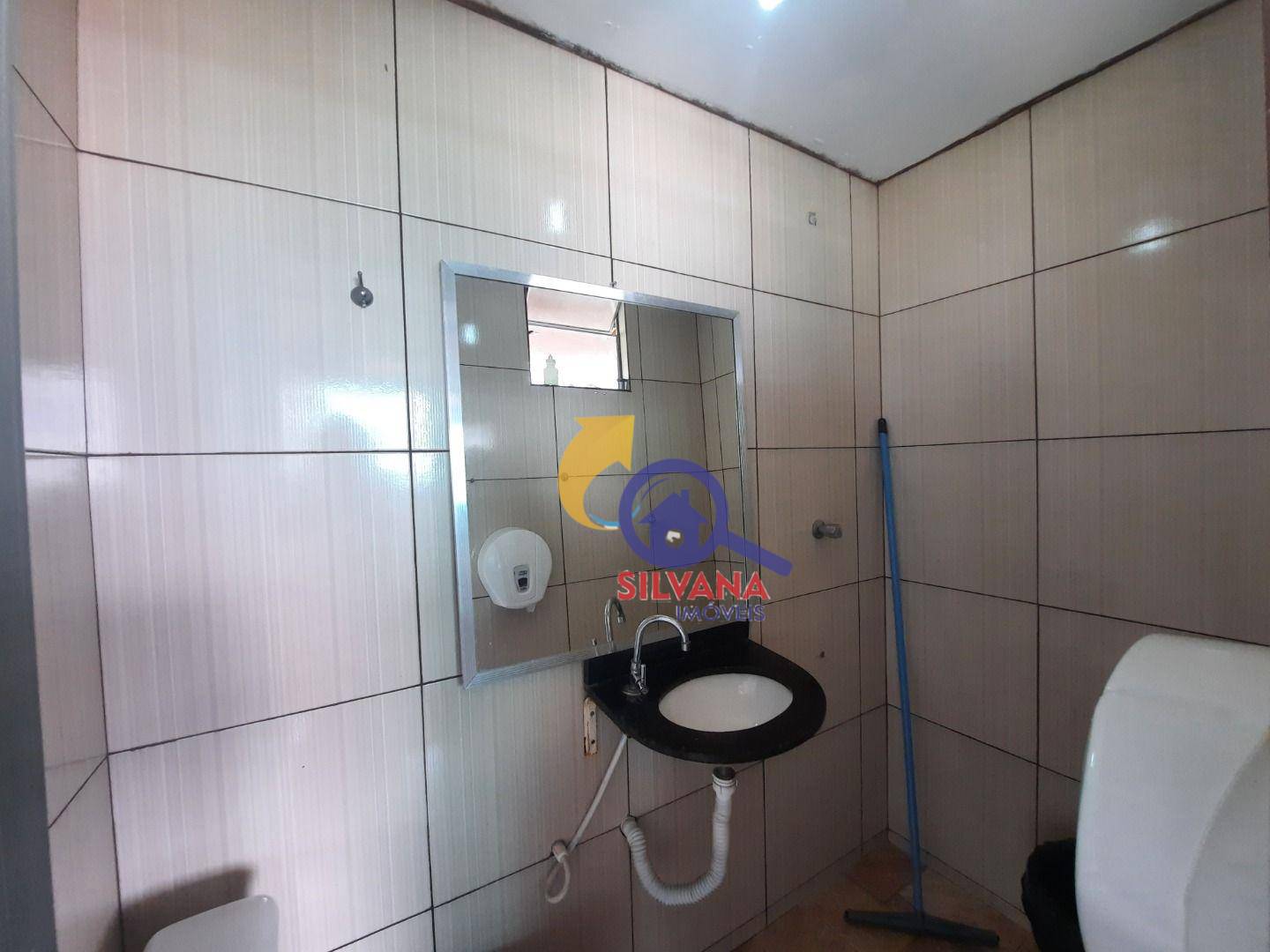 Casa de Condomínio à venda com 3 quartos, 360m² - Foto 17