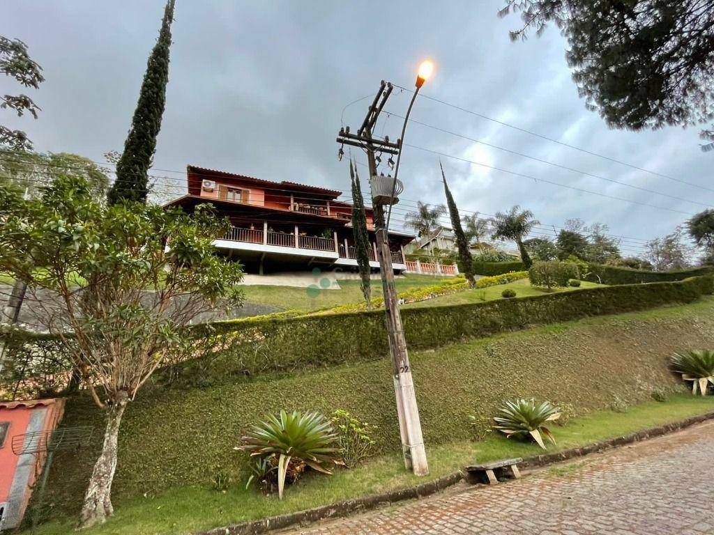 Casa de Condomínio à venda com 4 quartos, 262m² - Foto 8