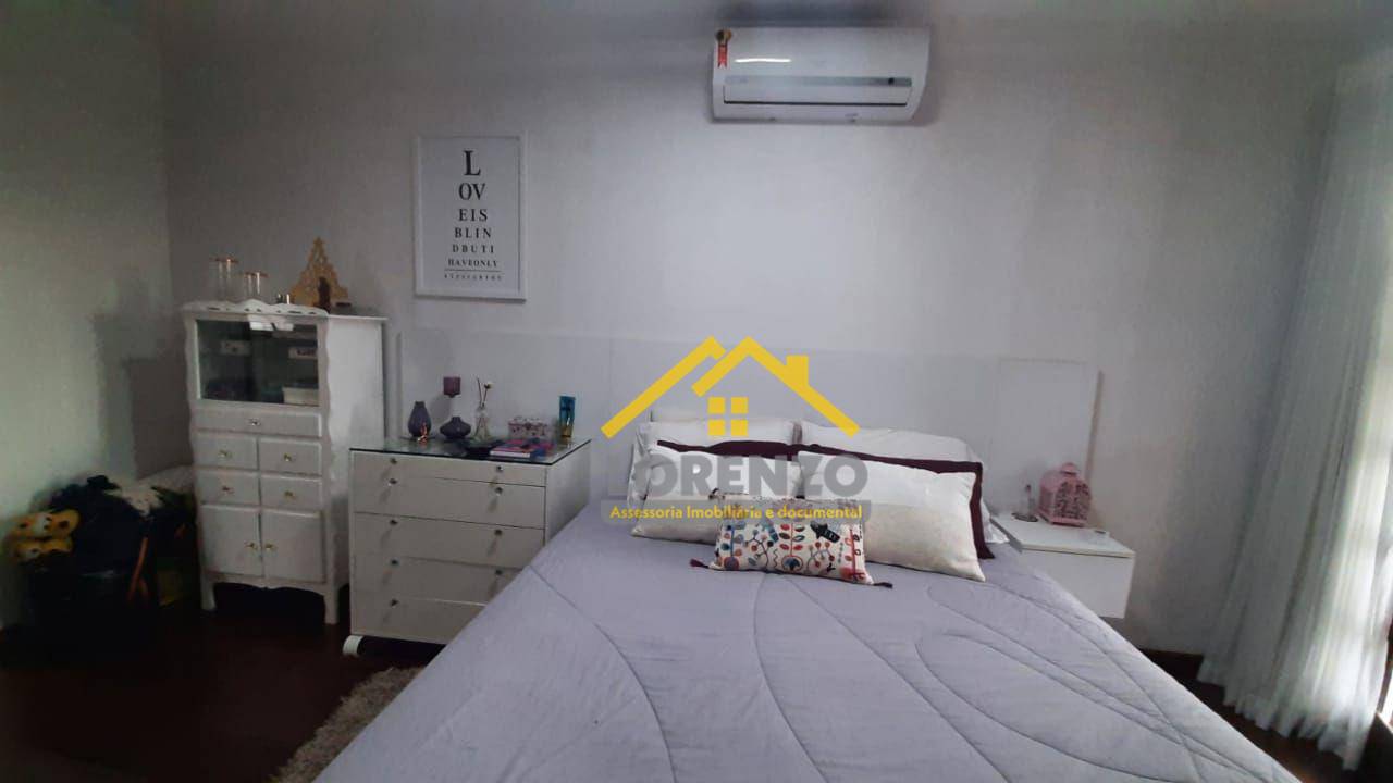 Sobrado à venda com 3 quartos, 300m² - Foto 24