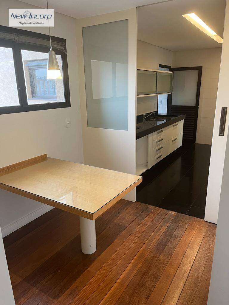 Apartamento à venda com 4 quartos, 192m² - Foto 6