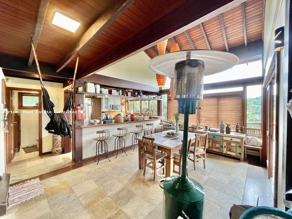 Casa de Condomínio à venda com 3 quartos, 1323m² - Foto 17