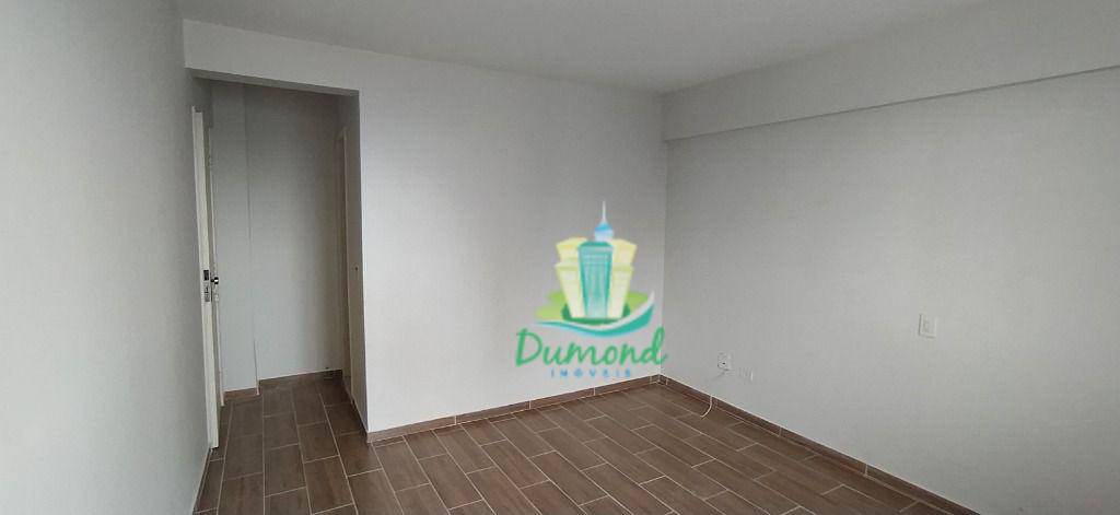 Apartamento para alugar com 3 quartos, 120m² - Foto 14