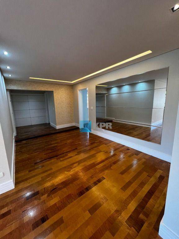 Apartamento à venda com 3 quartos, 130m² - Foto 9