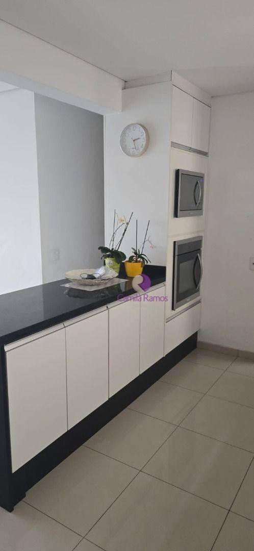 Apartamento para alugar com 3 quartos, 99m² - Foto 7