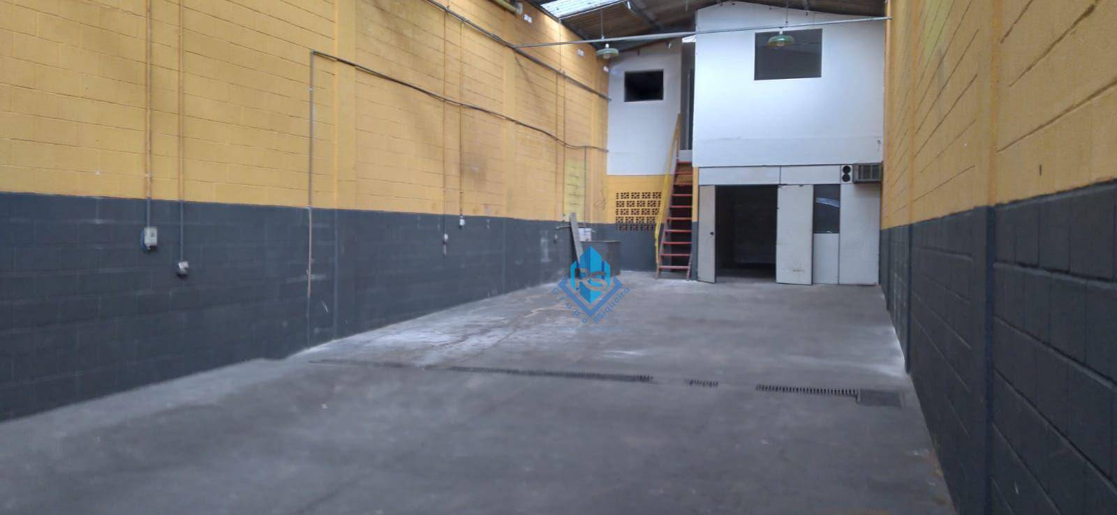 Depósito-Galpão-Armazém para alugar, 540m² - Foto 15
