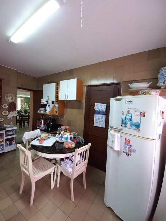 Apartamento à venda com 3 quartos, 140m² - Foto 16