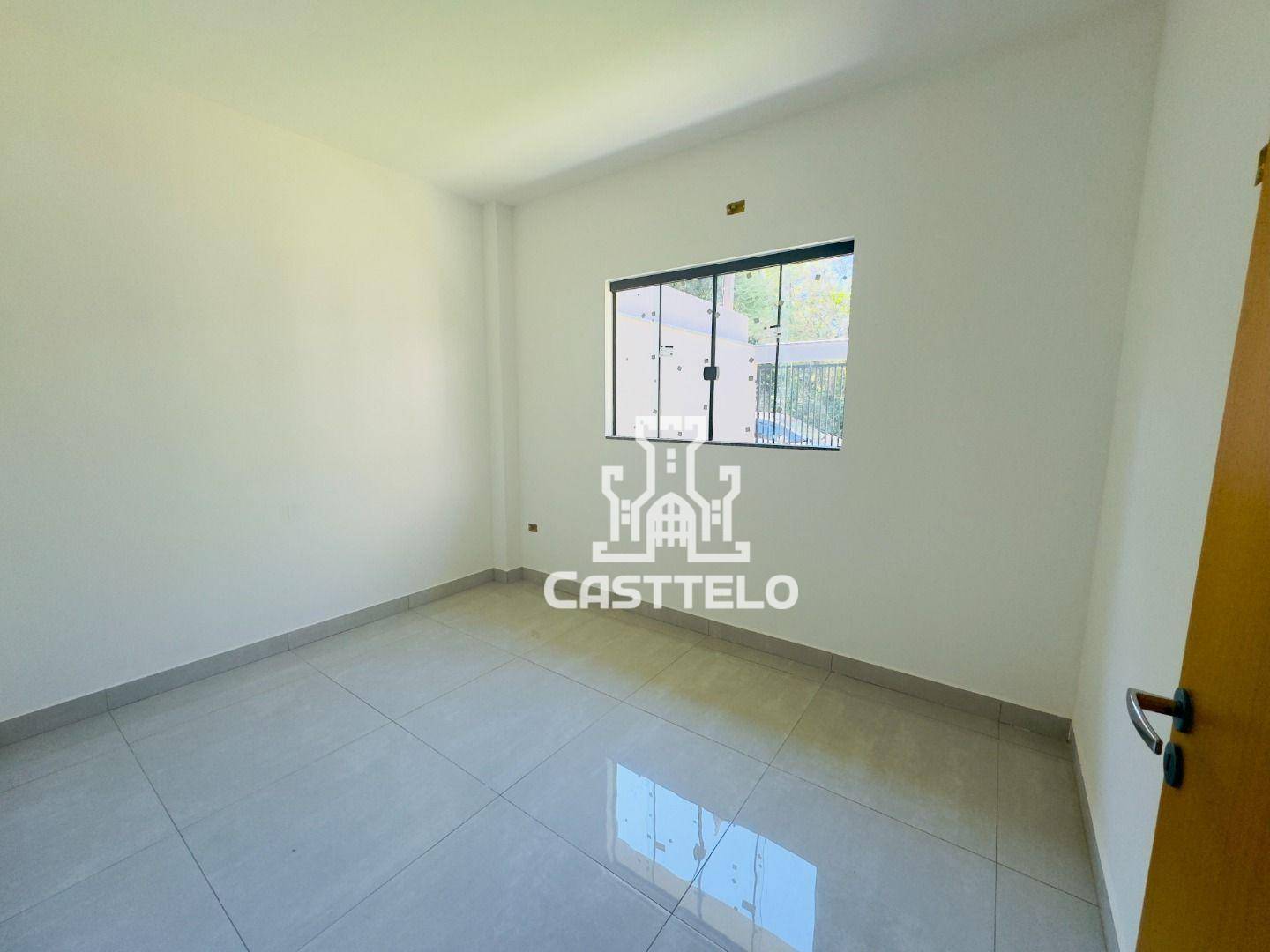 Casa à venda com 3 quartos, 83m² - Foto 17