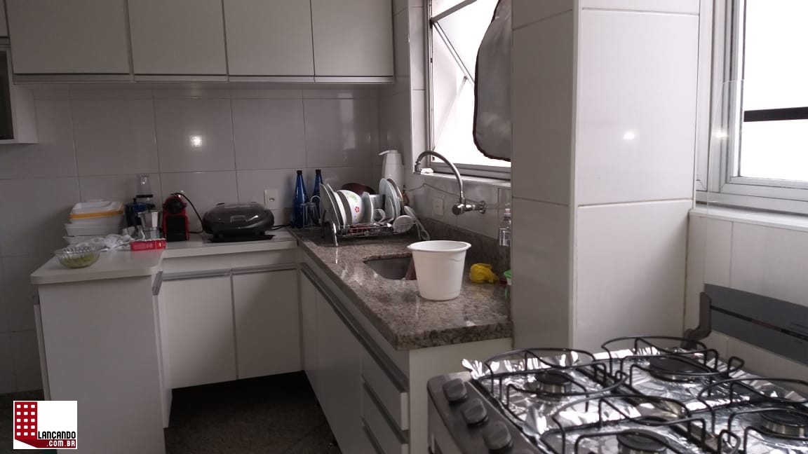 Apartamento à venda com 4 quartos, 168m² - Foto 3