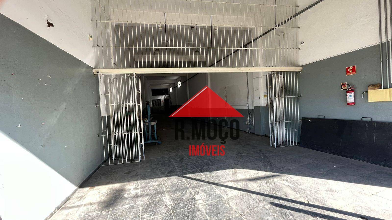 Loja-Salão para alugar, 161m² - Foto 3