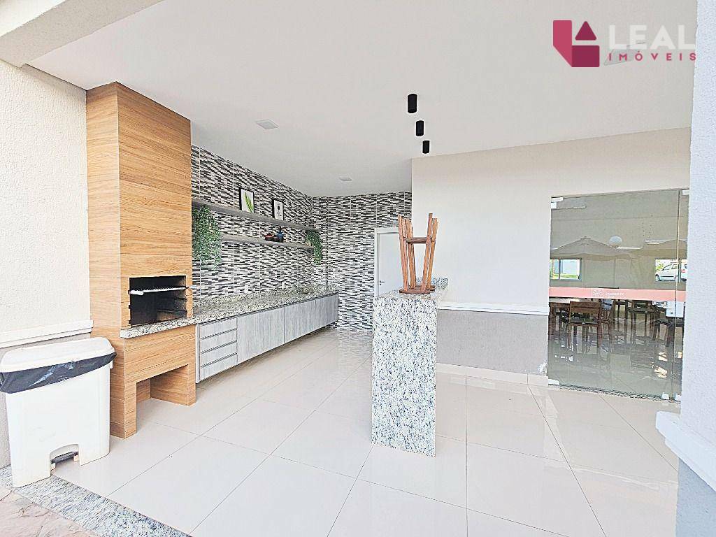 Apartamento para alugar com 2 quartos, 63m² - Foto 19
