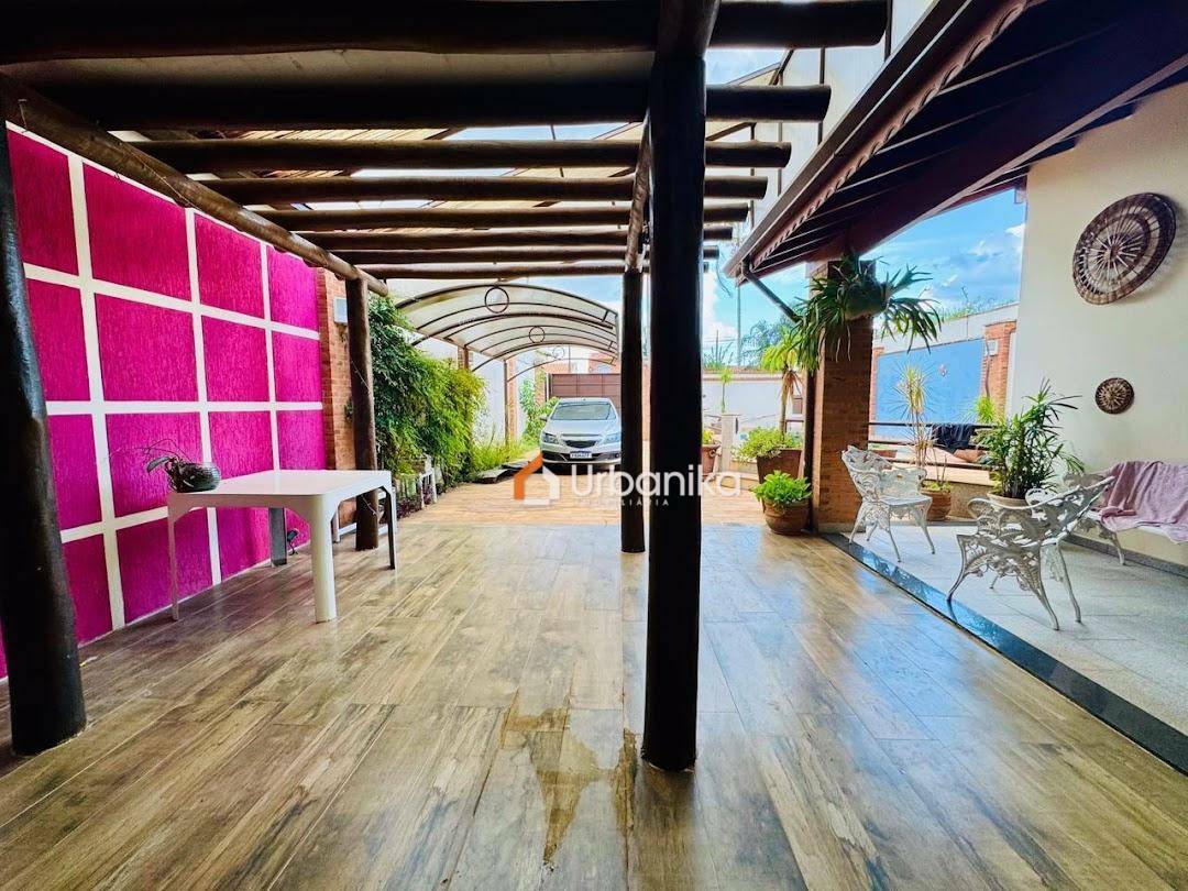 Chácara, 1 quarto, 250 m² - Foto 1