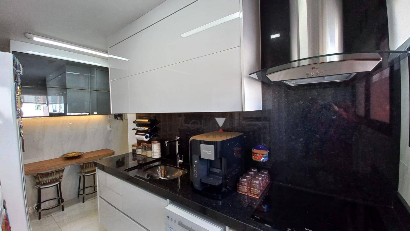 Apartamento à venda com 3 quartos, 97m² - Foto 28