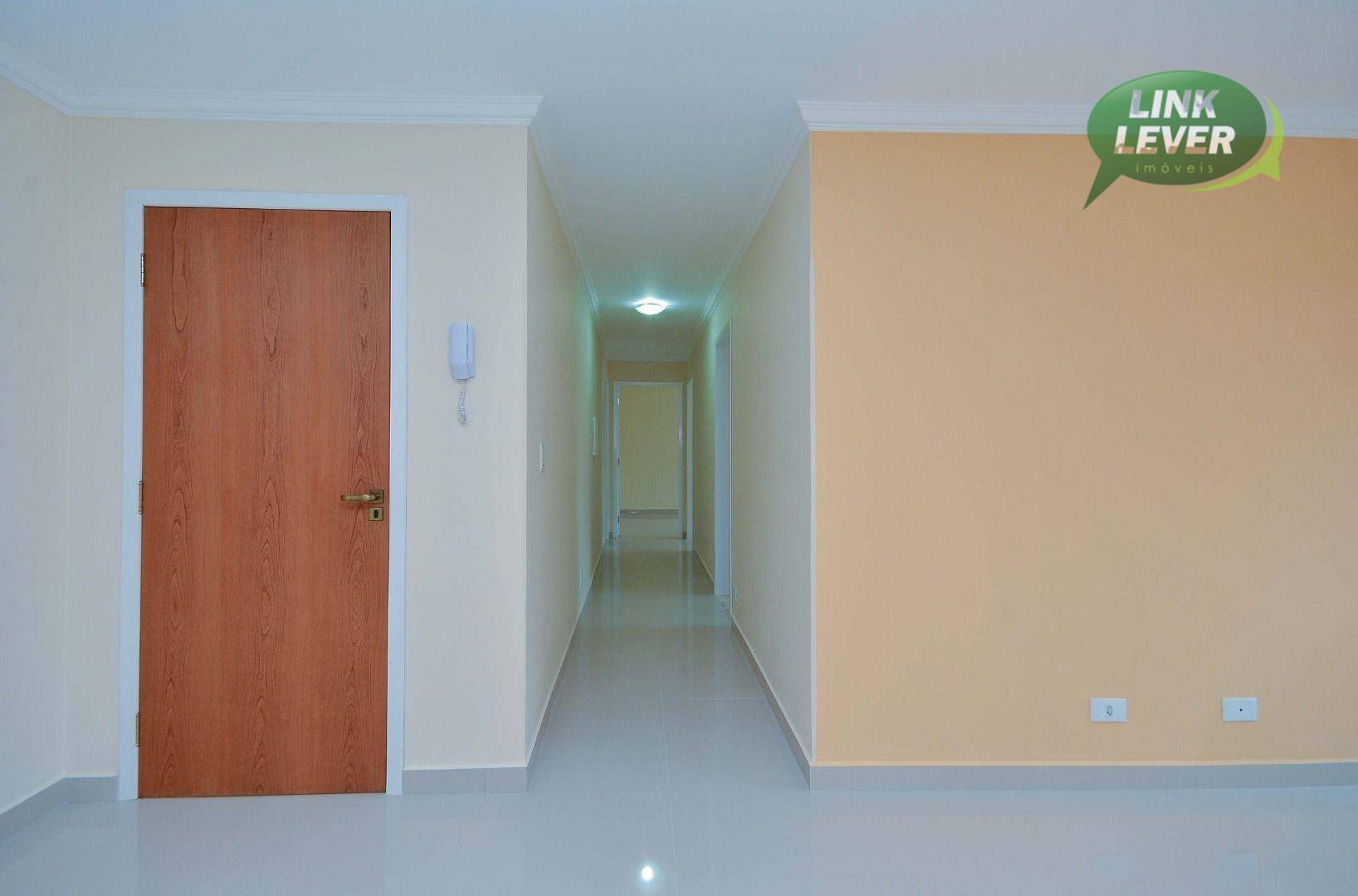 Apartamento para alugar com 3 quartos, 95m² - Foto 9