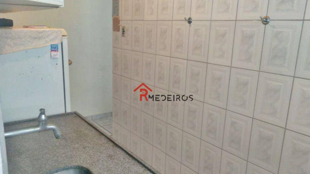 Apartamento à venda com 1 quarto, 42m² - Foto 7