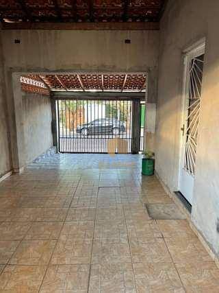 Casa à venda com 4 quartos, 210m² - Foto 9