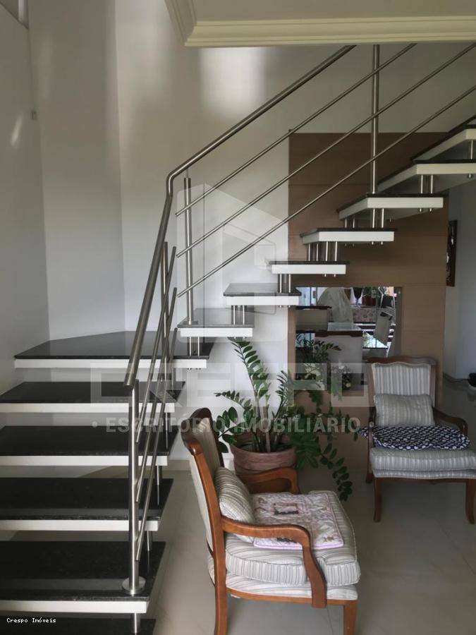 Casa à venda com 4 quartos, 350m² - Foto 27